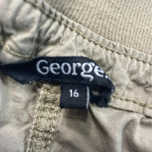 George - Khaki Shorts  - Size 16 - Picture 3 of 5